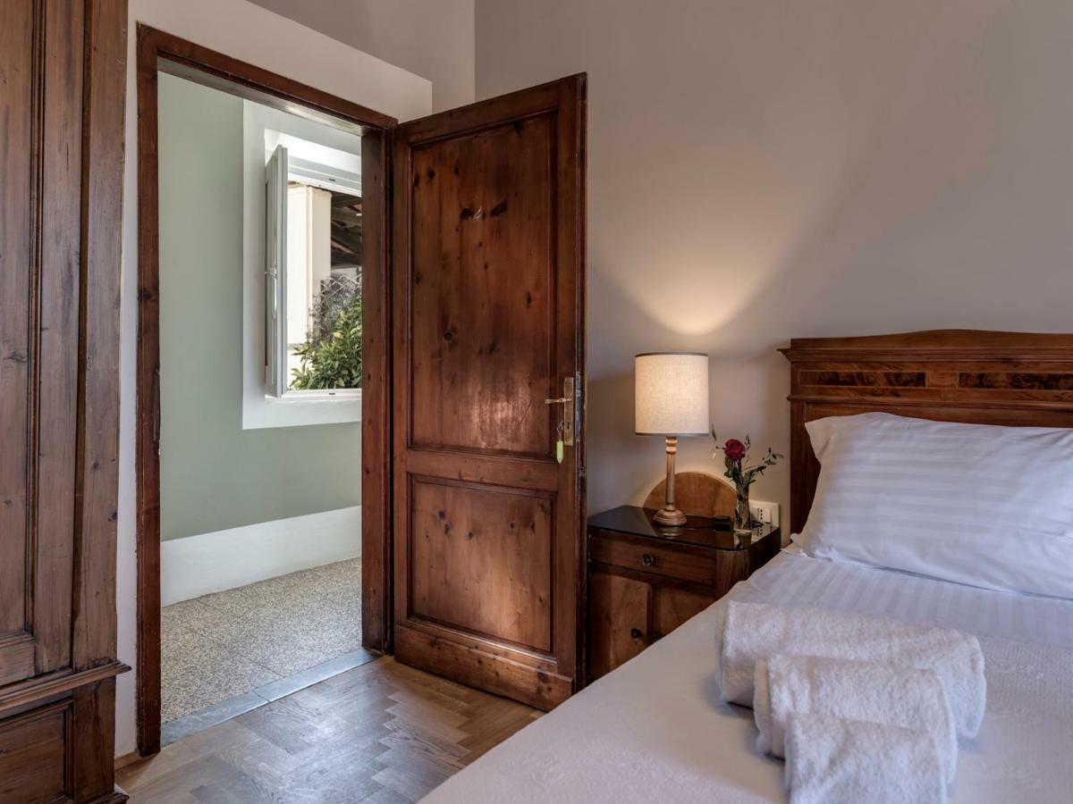 Tenuta Di Capezzana Bed and Breakfast Seano Εξωτερικό φωτογραφία